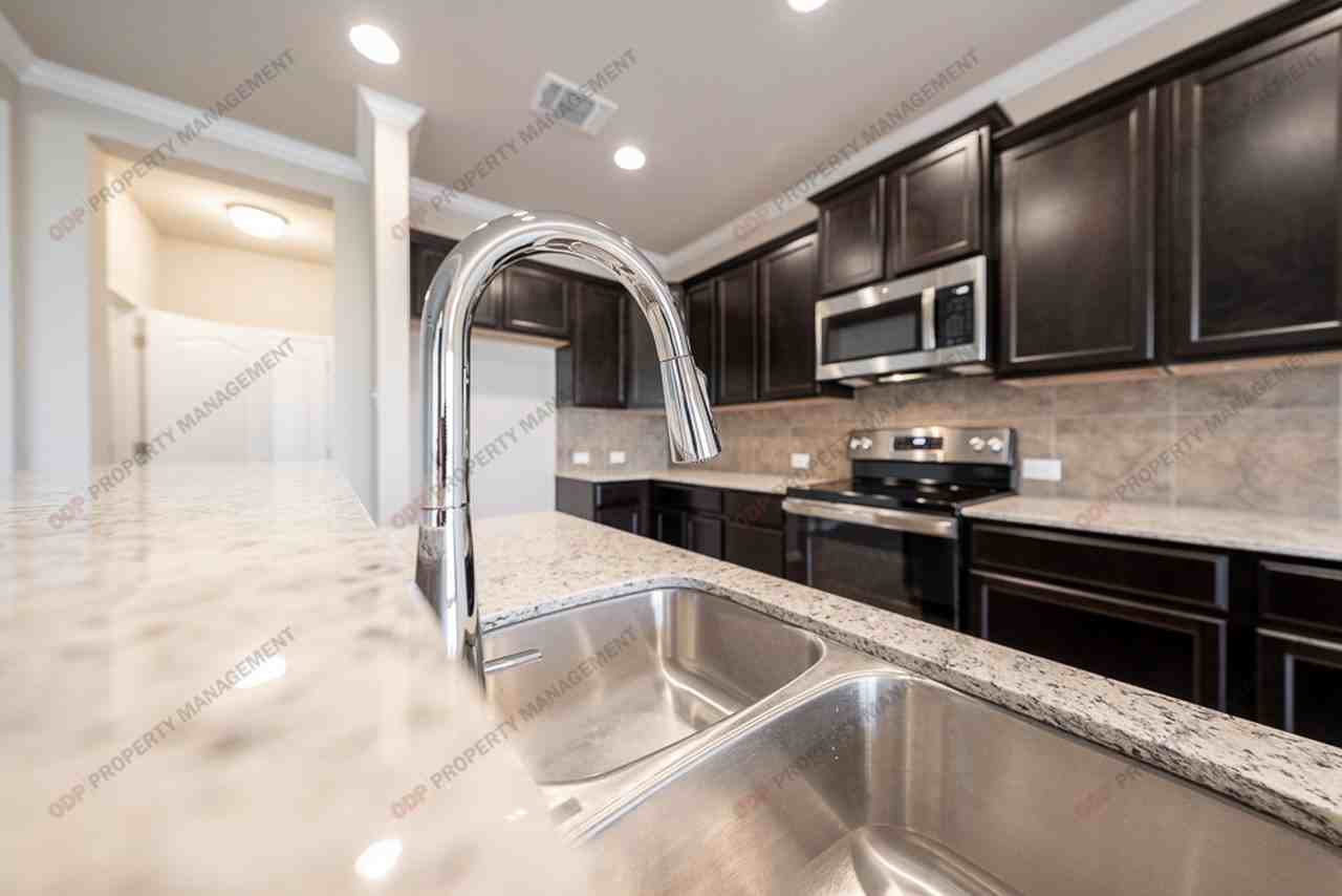 10206 Eaglefire Dr - Photo 7 of 25