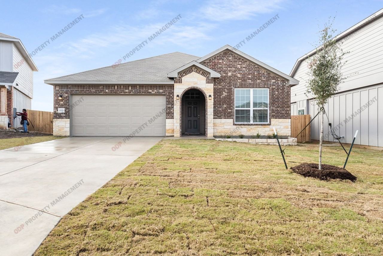 2221 Chia Ct - Photo 3 of 25