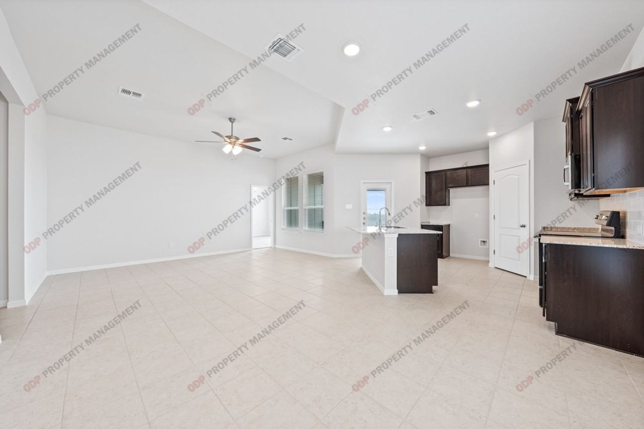 2221 Chia Ct - Photo 6 of 25