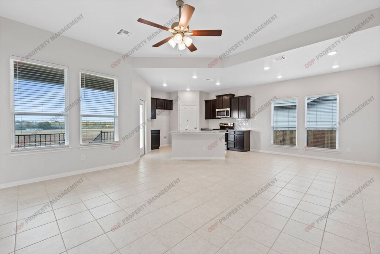 2221 Chia Ct - Photo 7 of 24