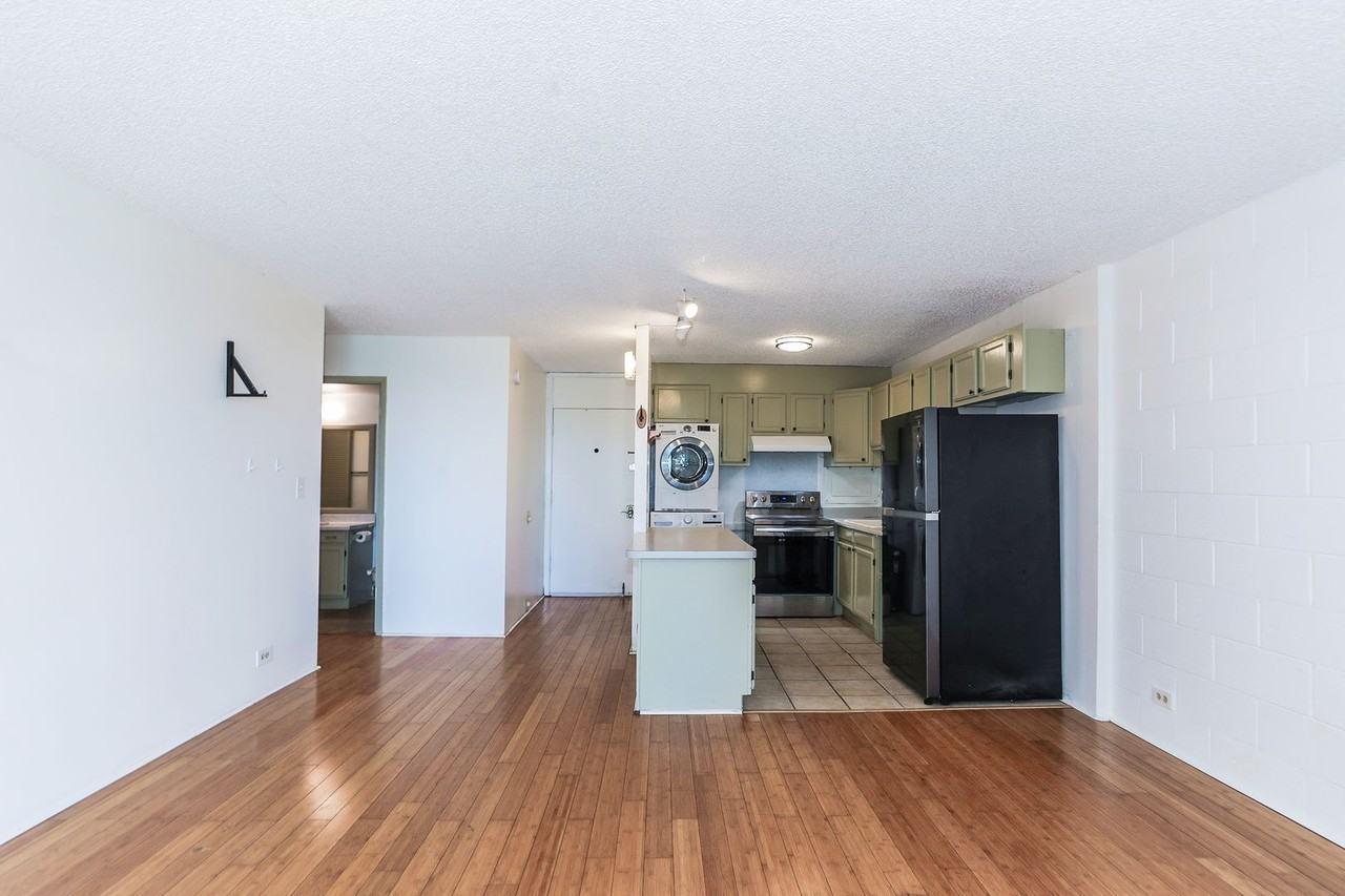 1830 Wilikina Dr - Photo 2 of 19