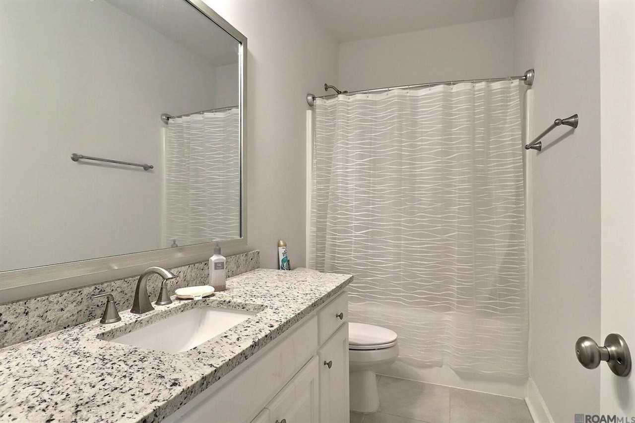 14117 Village Square Ave - Photo 5 of 17