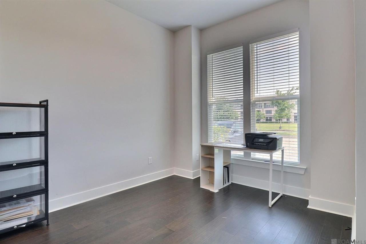 14117 Village Square Ave - Photo 7 of 17