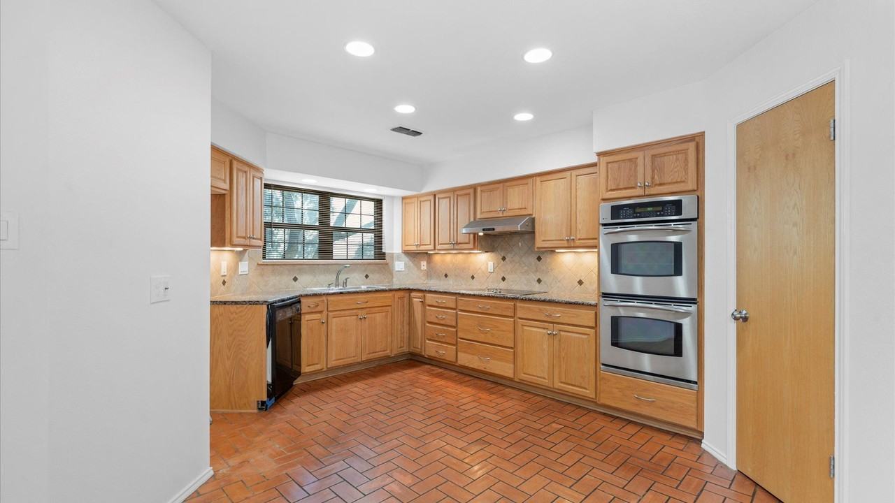 3455 River Path - Photo 5 of 20