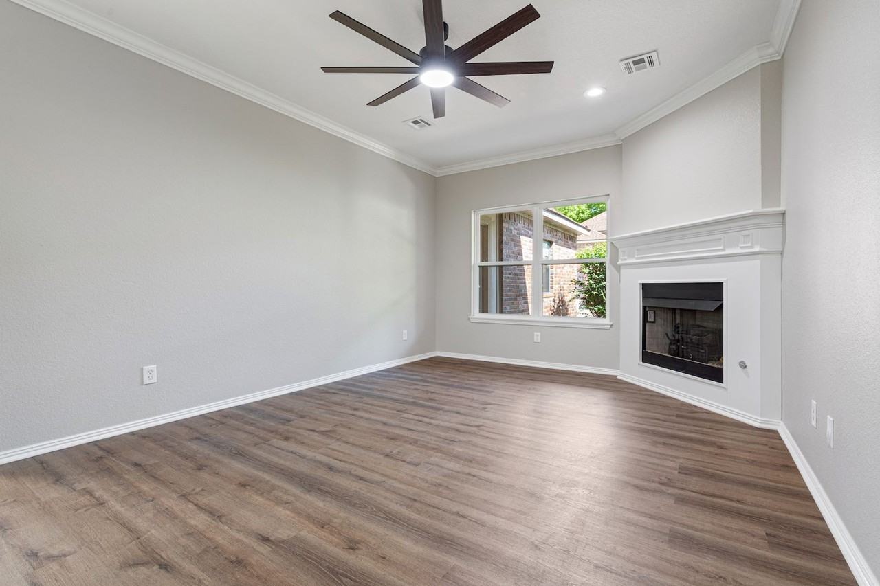 Huntsville Heights - Photo 2 of 20