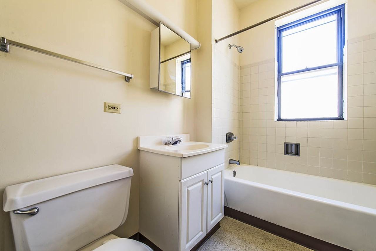 5047 S Champlain Ave 634 E 51st St Chicago, IL 60615 - Photo 7 of 50