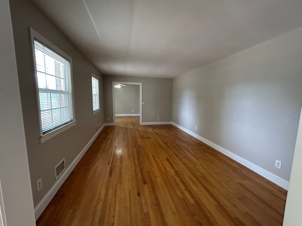 5013 Clear Run Dr - Photo 4 of 24