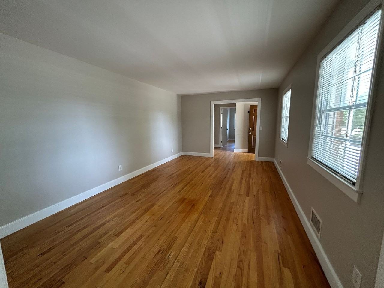 5013 Clear Run Dr - Photo 5 of 24