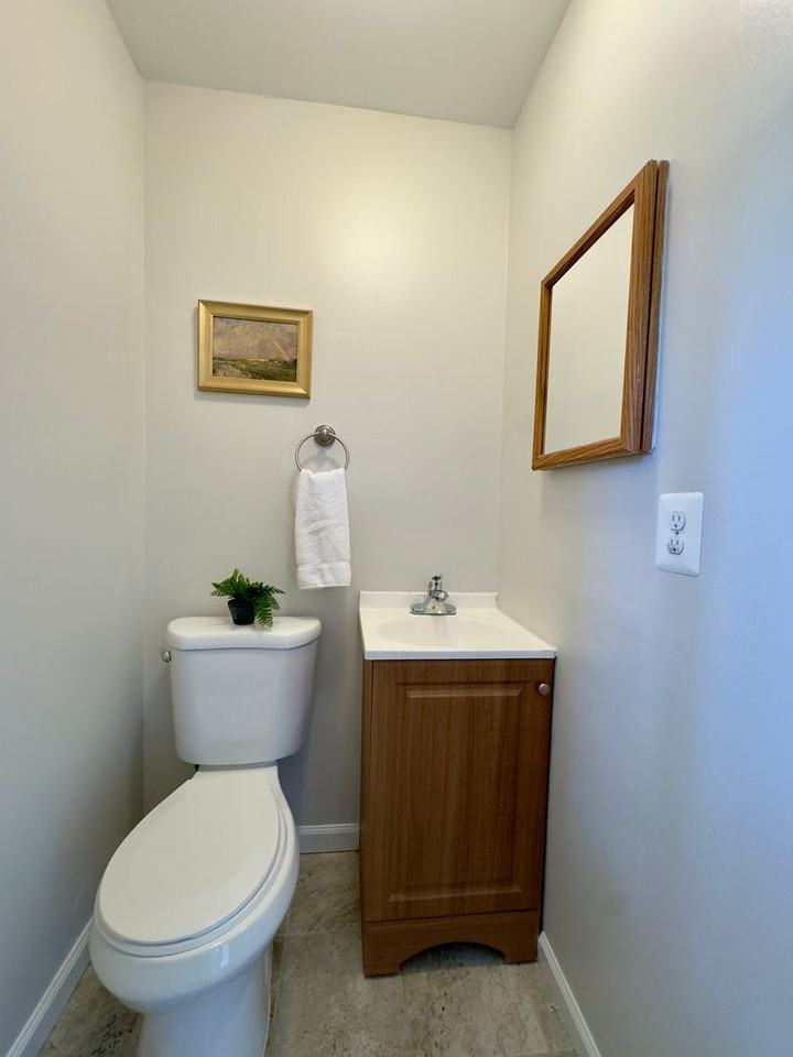 105 Bourbon Ct - Photo 4 of 32