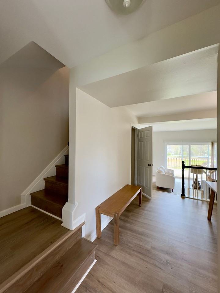105 Bourbon Ct - Photo 6 of 32