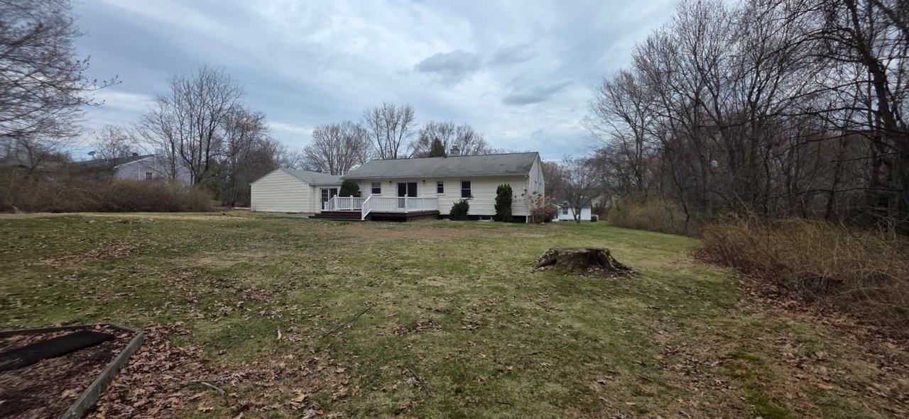 20 Woodmere Dr - Photo 3 of 14