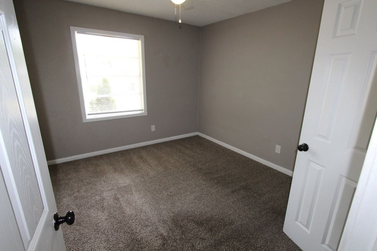637 Leacrest Ave - Photo 6 of 8