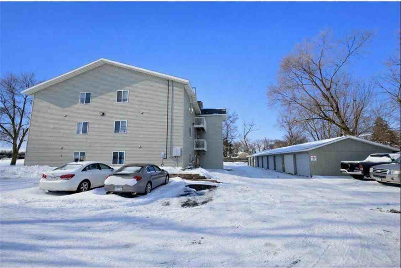 1423 6th St N - Photo 4 of 15