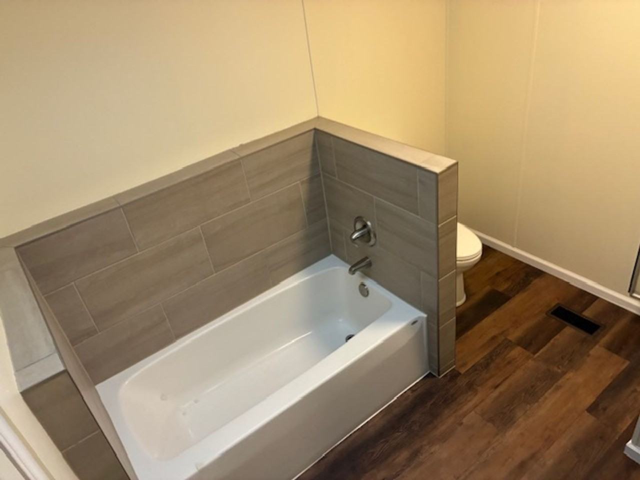 1119 University Dr #2001 - Photo 6 of 13