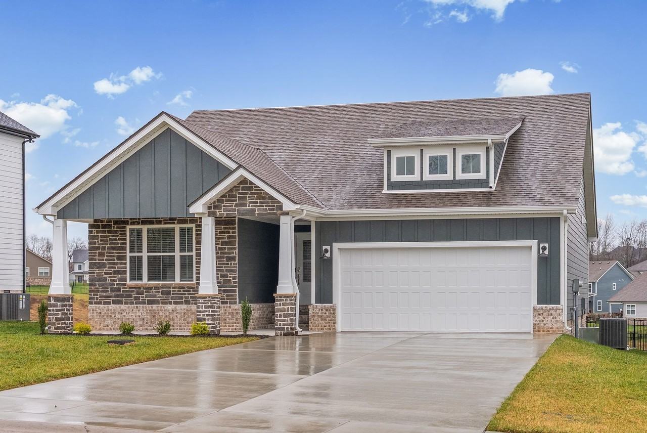1601 Collins View Way - Photo 3 of 33