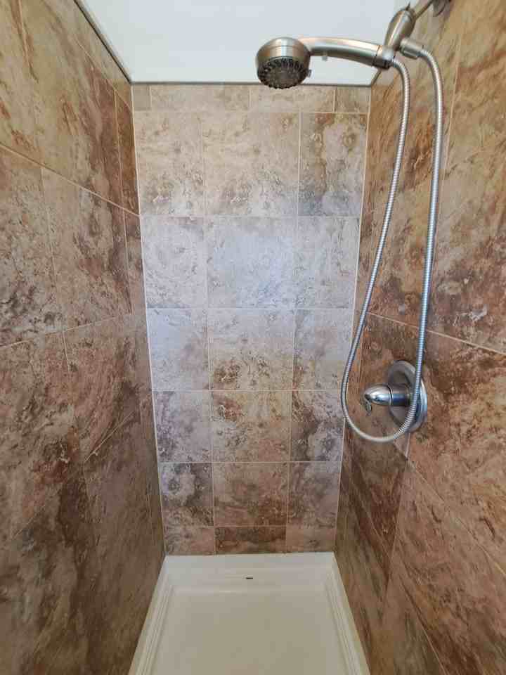 1303 Kalanianaole St #7 - Photo 5 of 15