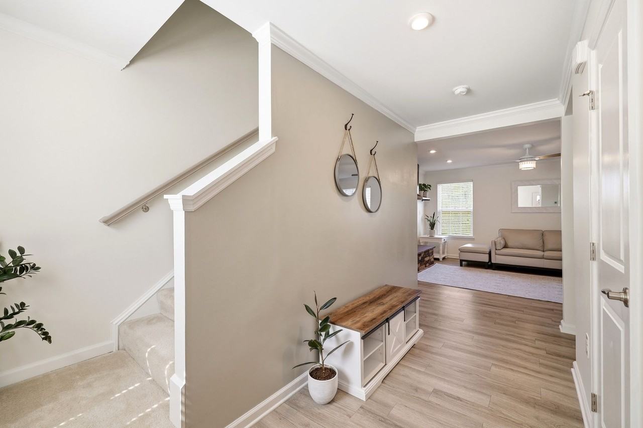4435 Sunset Dr - Photo 3 of 49