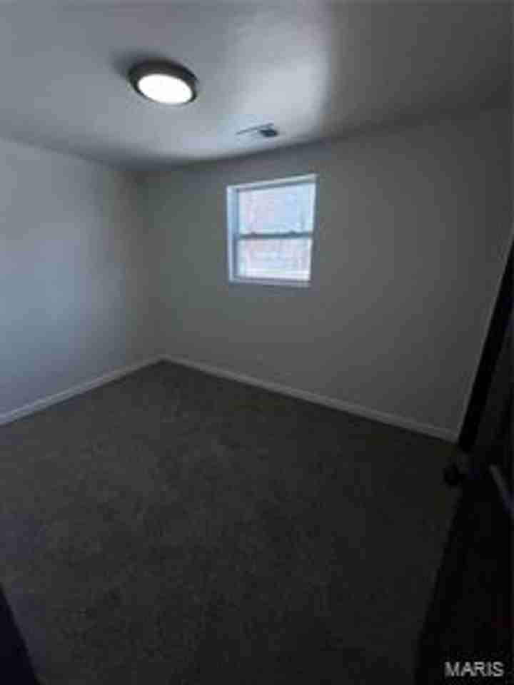 2116 Doris Ave - Photo 5 of 7