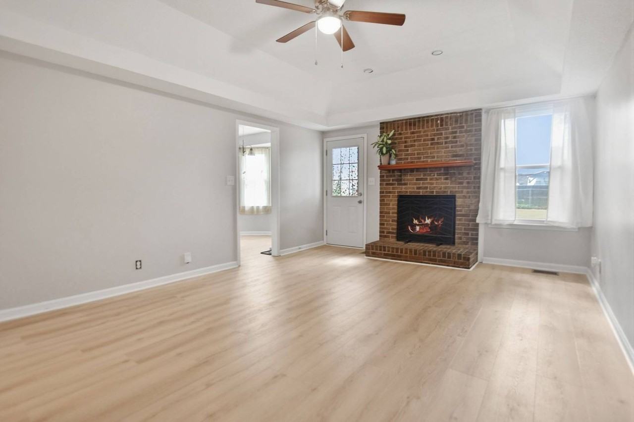 504 Linda Ln - Photo 2 of 16