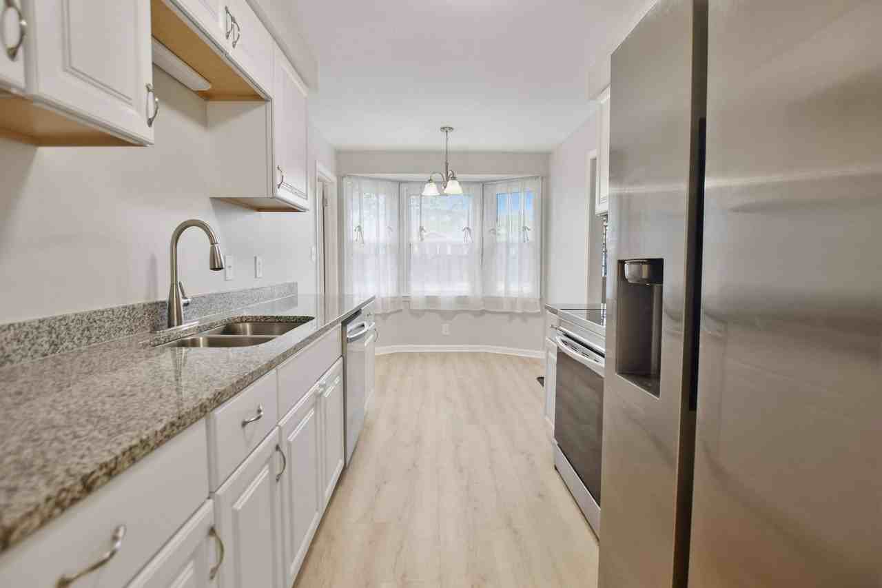 504 Linda Ln - Photo 4 of 16