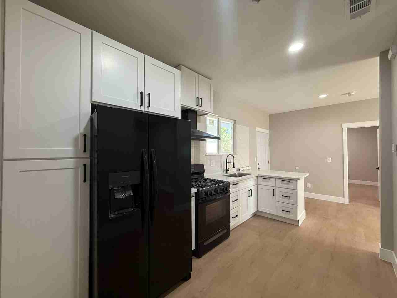 1786 Linn Way #1788 - Photo 4 of 12