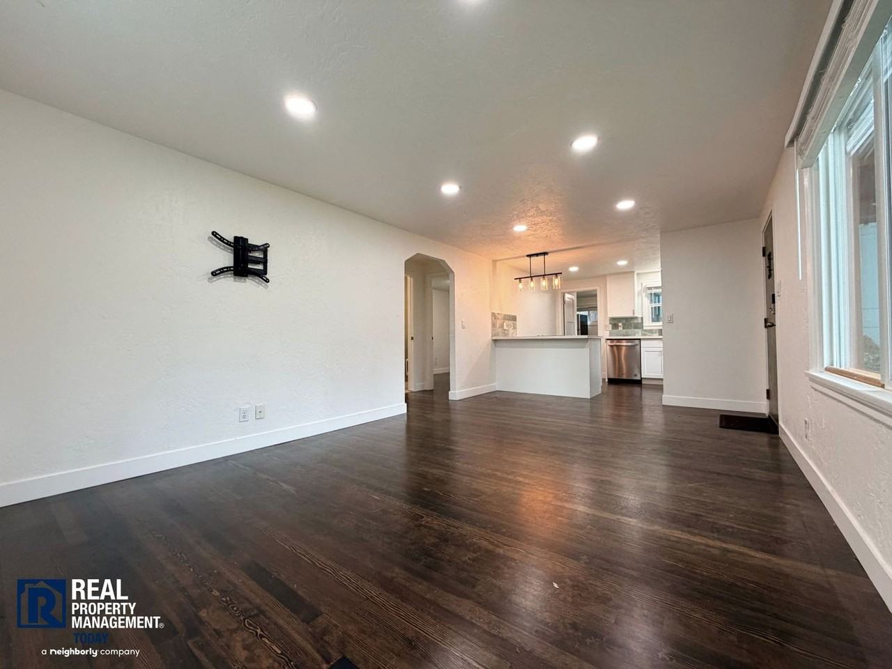 1627 112th St S - Photo 5 of 23