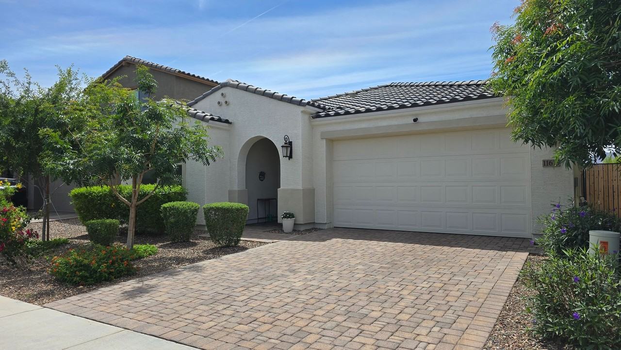 11615 W Marguerite Ave - Photo 2 of 45