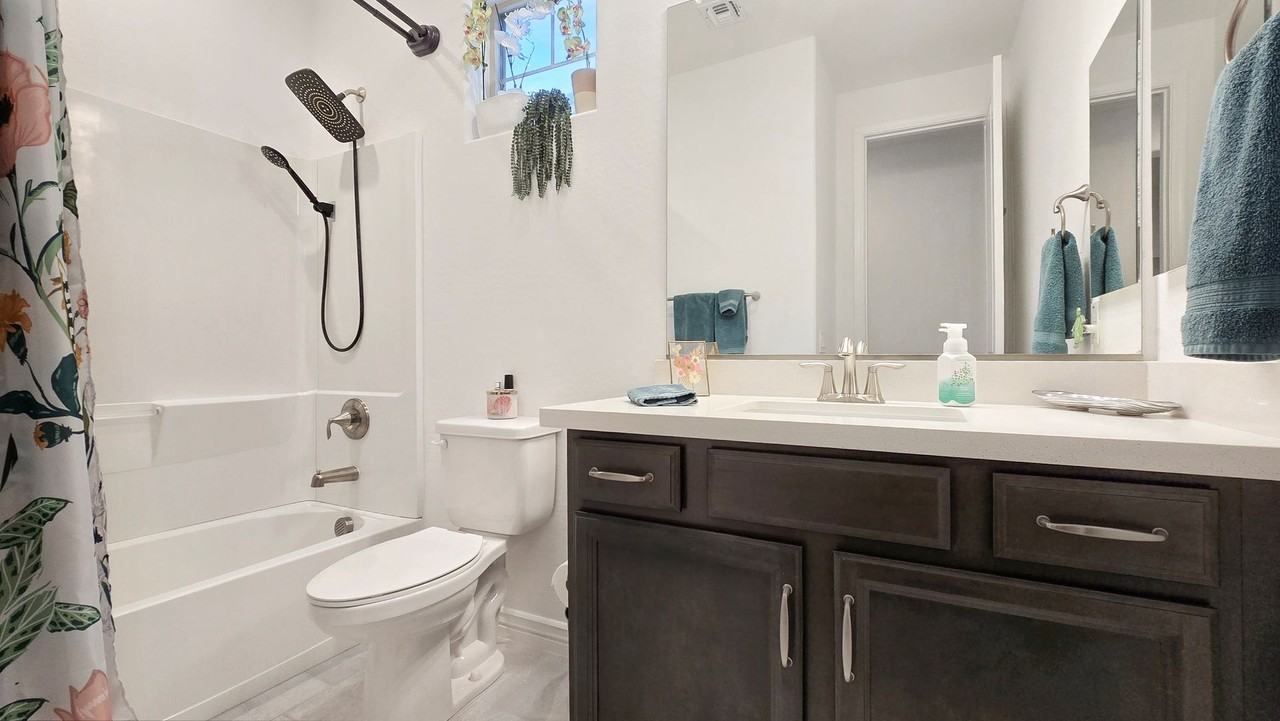 11615 W Marguerite Ave - Photo 7 of 45