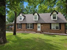 featured image of 125 Mossland Dr