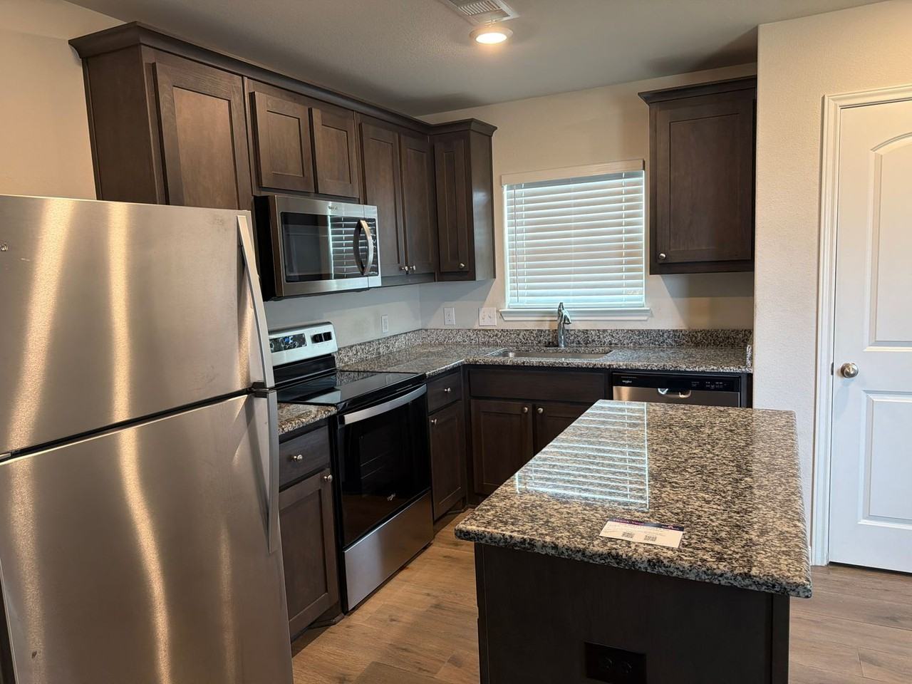4247 Possumhaw Dr - Photo 7 of 29