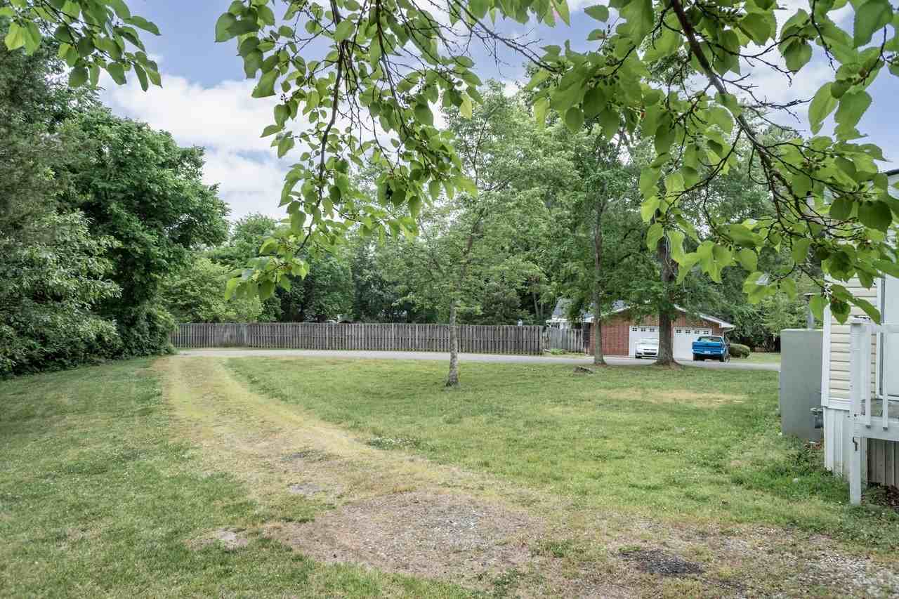 125 Barracks Rd - Photo 6 of 24