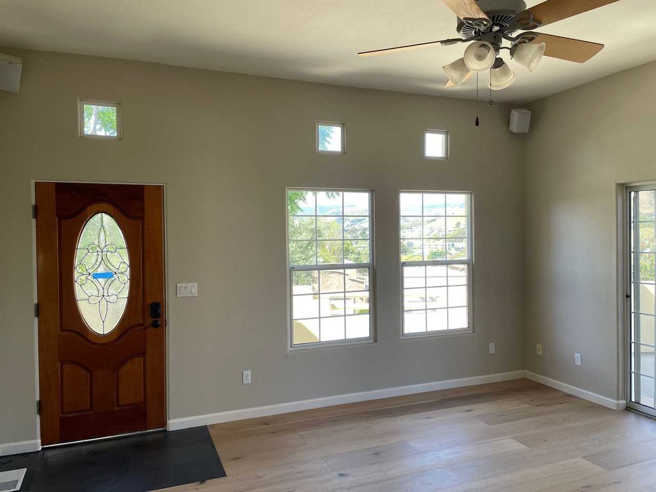 527 Stoneridge Dr - Photo 5 of 50