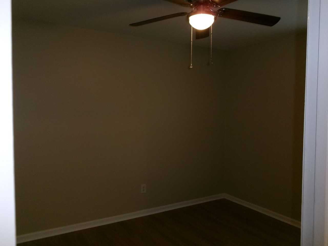 4346 Oak St #A - Photo 7 of 16