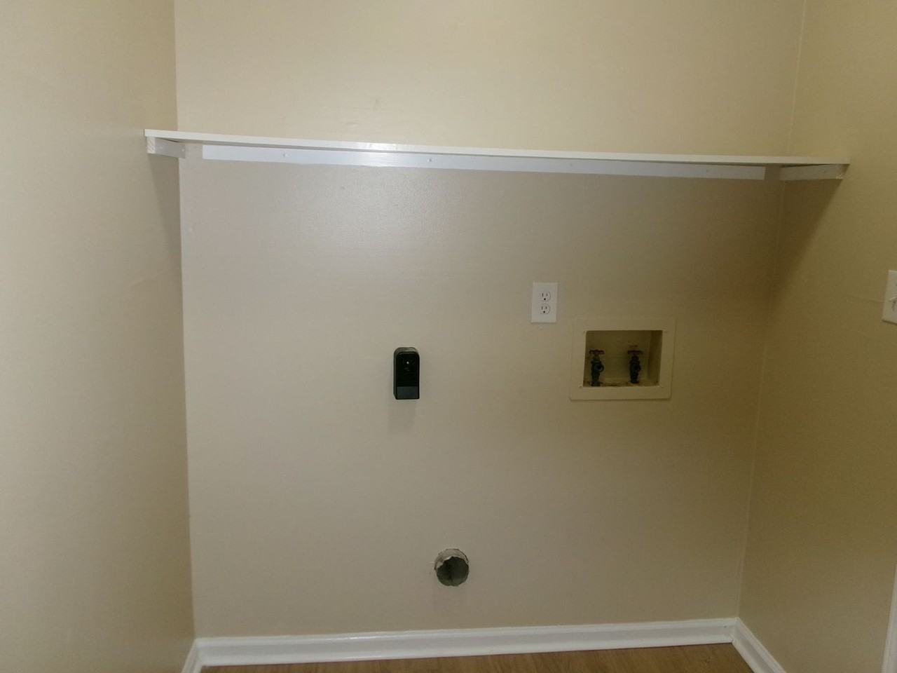 4346 Oak St #D - Photo 6 of 18