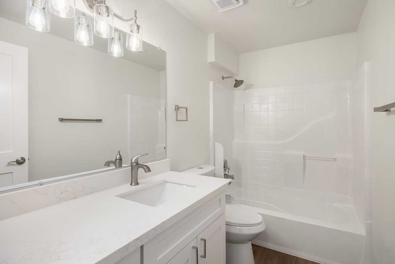 8801 9th AVE SW - Photo 5 of 21