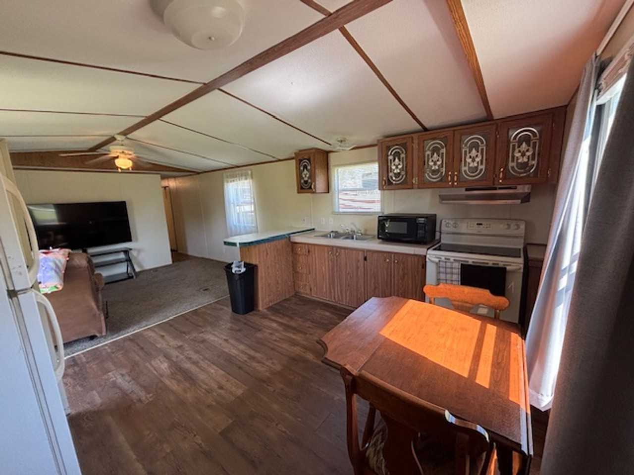 139 E Military Rd - Photo 5 of 27