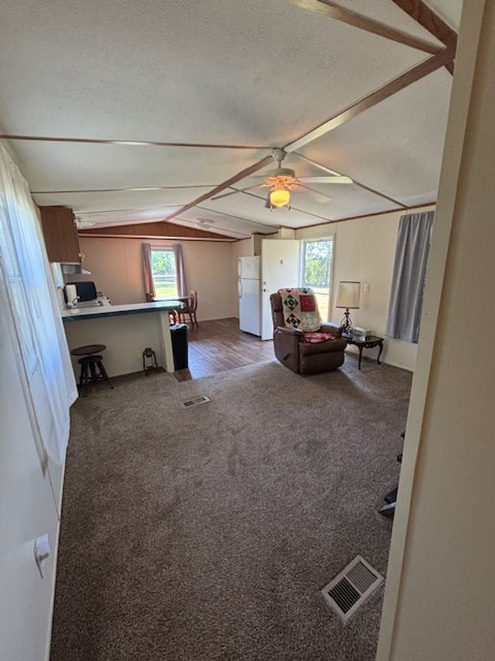139 E Military Rd - Photo 6 of 27