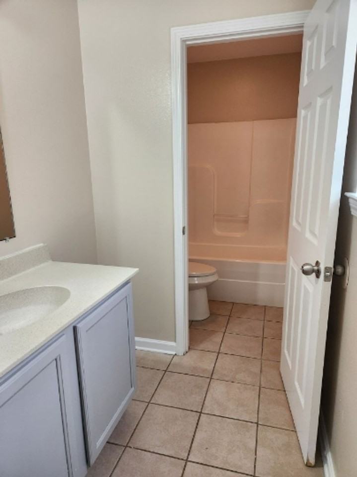 5315 Mcclelland Dr - Photo 3 of 8