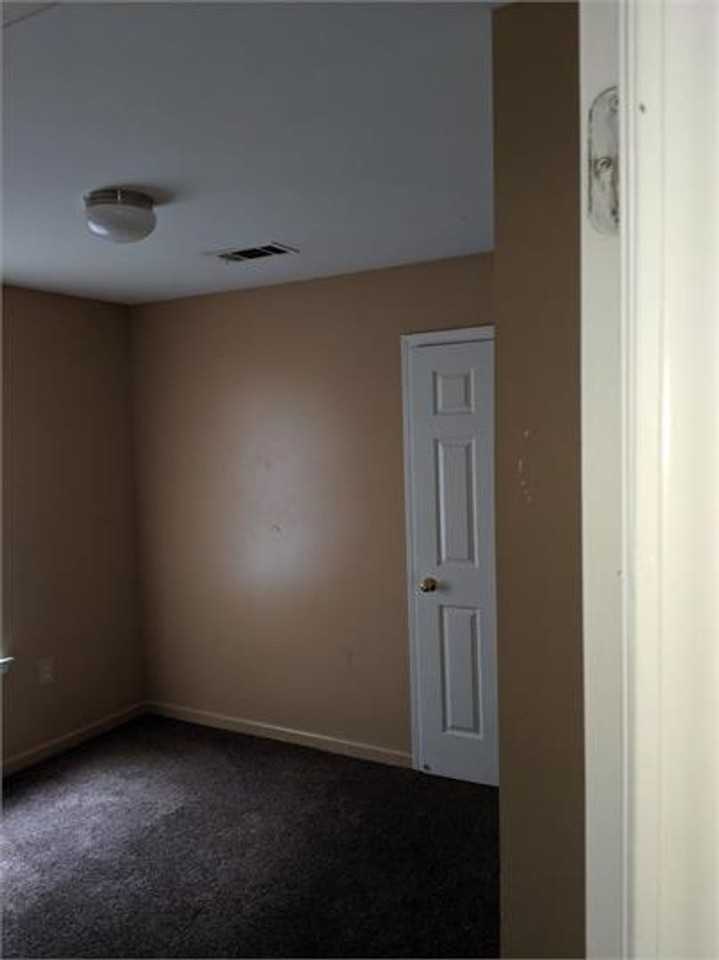 3566 North St - Photo 4 of 7