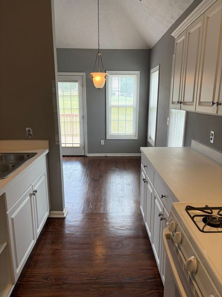 132 Katrina Dr - Photo 7 of 39