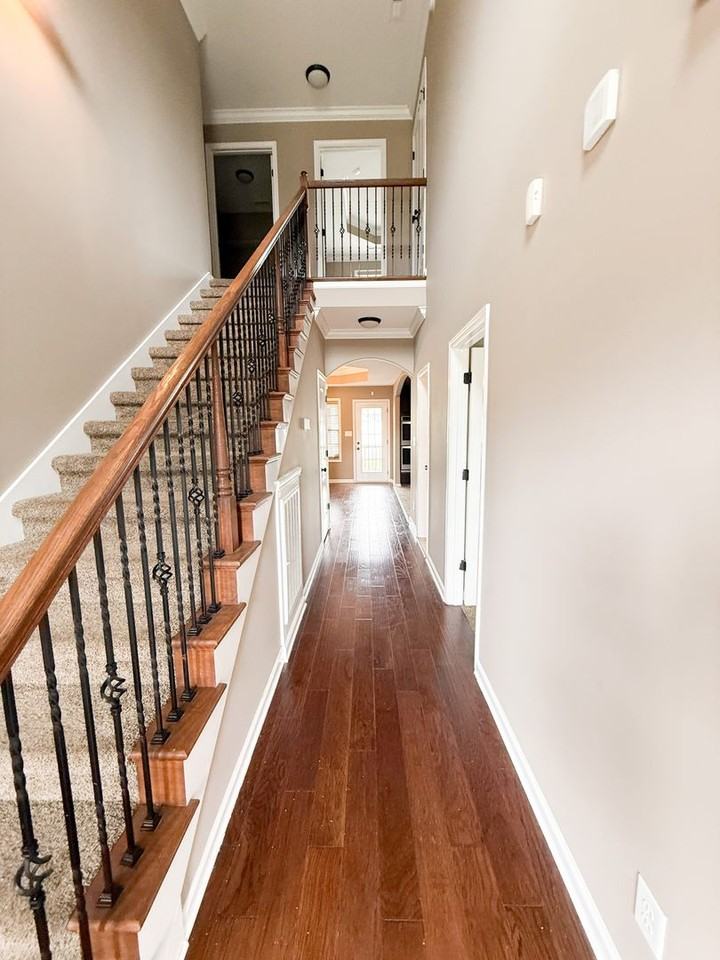324 Winter Terrace Ln - Photo 2 of 20