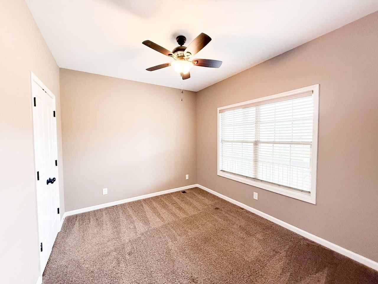 324 Winter Terrace Ln - Photo 7 of 20
