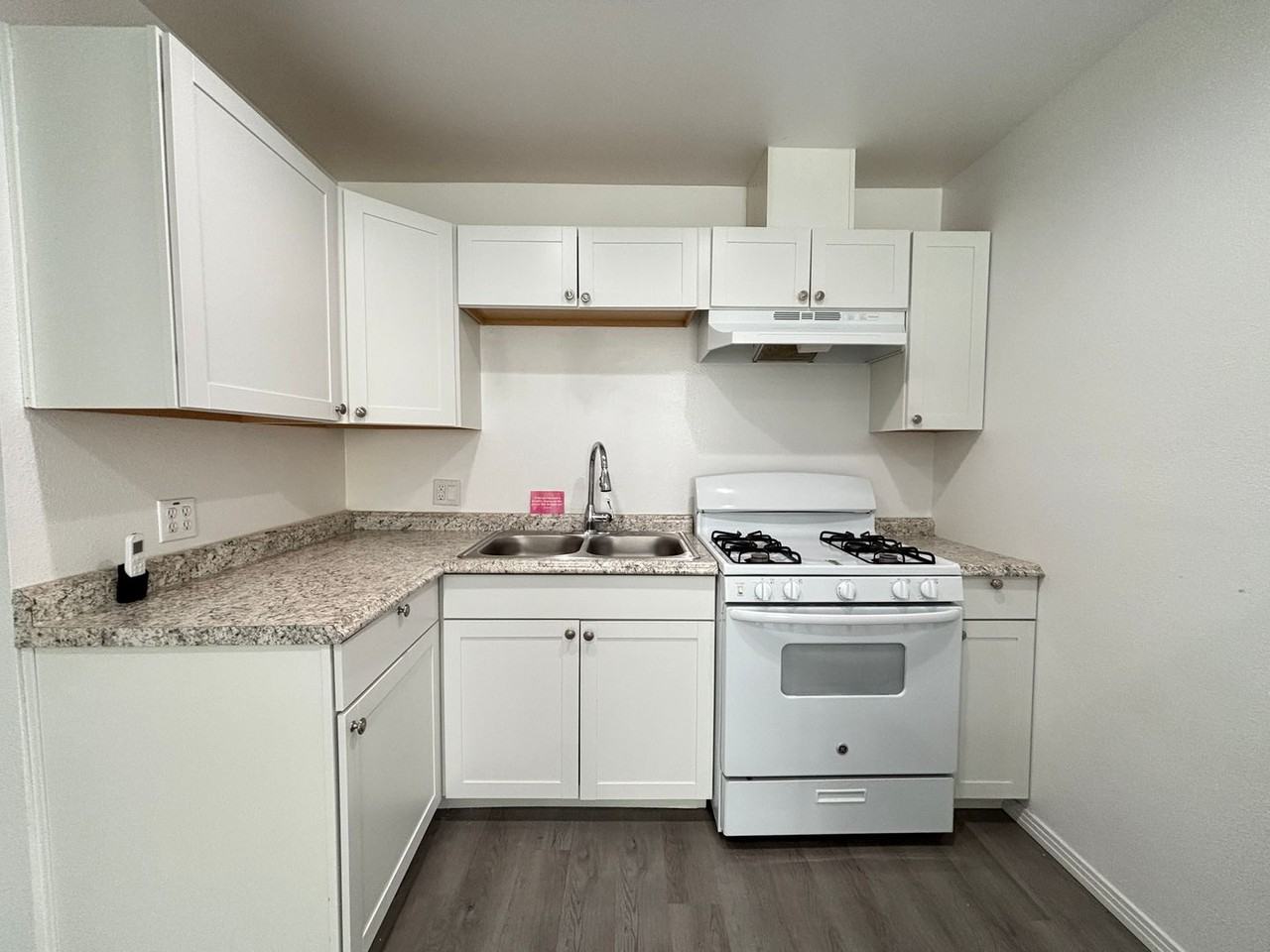 4022 Karling Pl #B - Photo 7 of 17