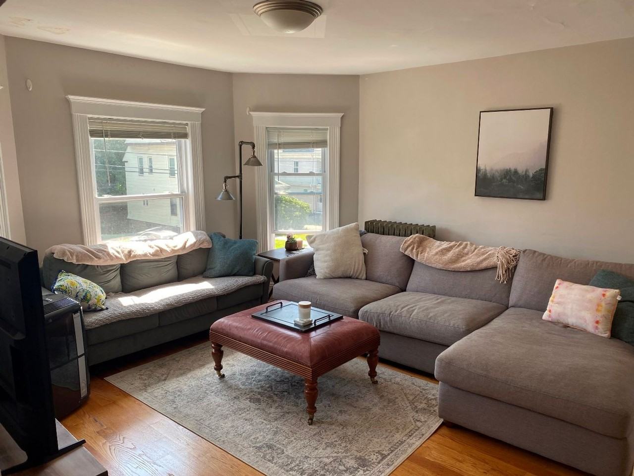 129 Brooks St - Photo 4 of 18