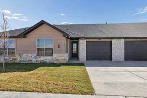 featured image of 19101 Sierra Madre Dr #B