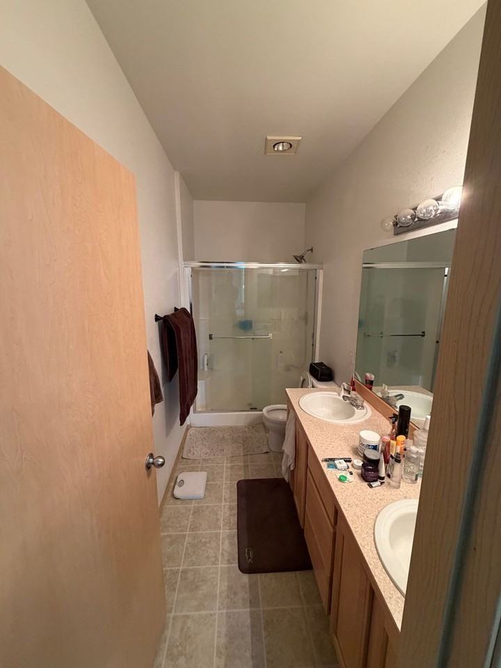 2904 Se 8th St #2128 - Photo 4 of 12