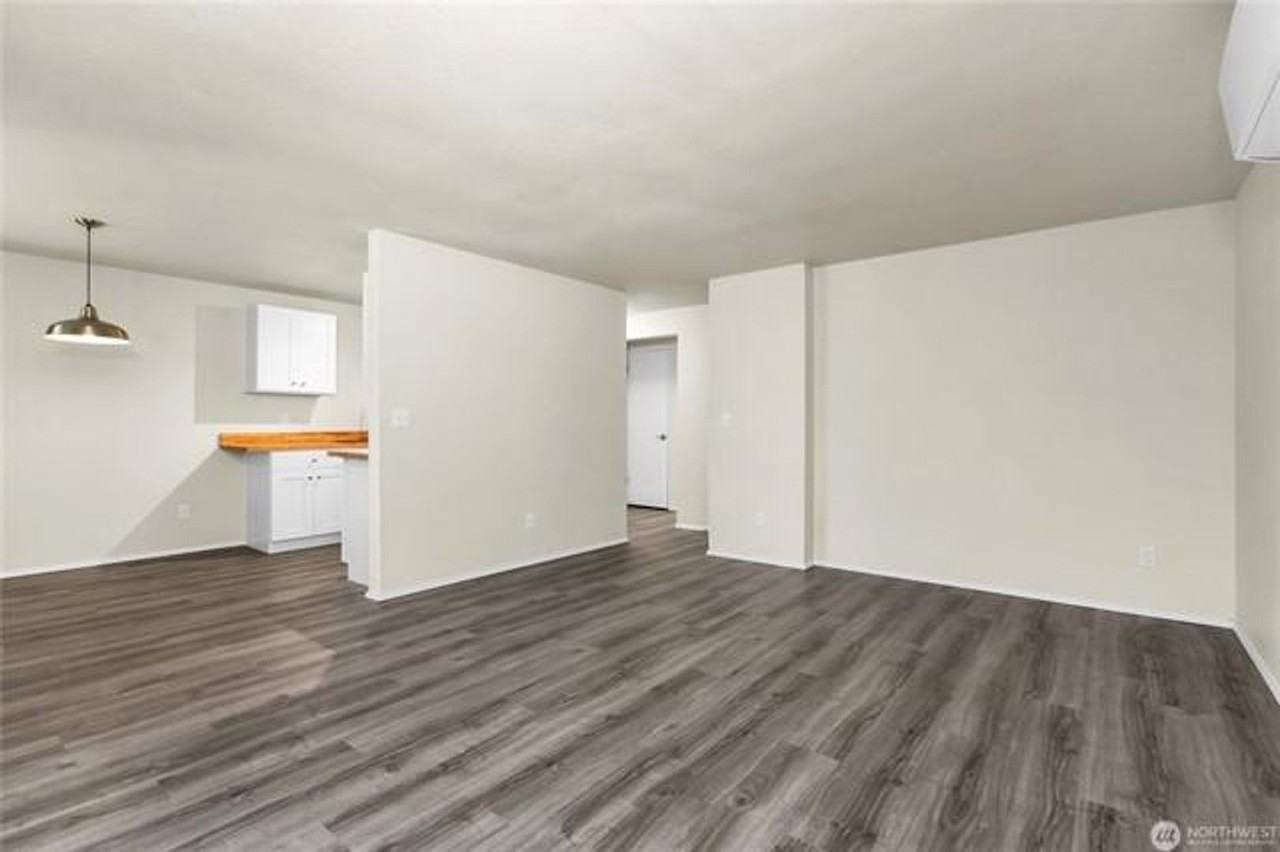 4722 Carpenter Rd Se - Photo 3 of 17