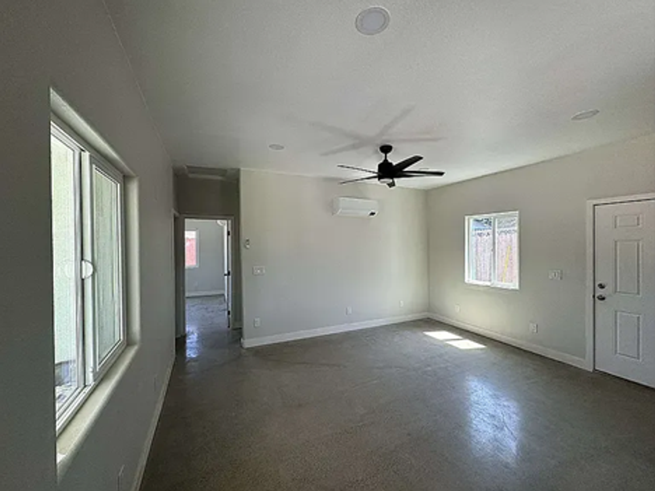 6496 Chadbourne Ave - Photo 5 of 11