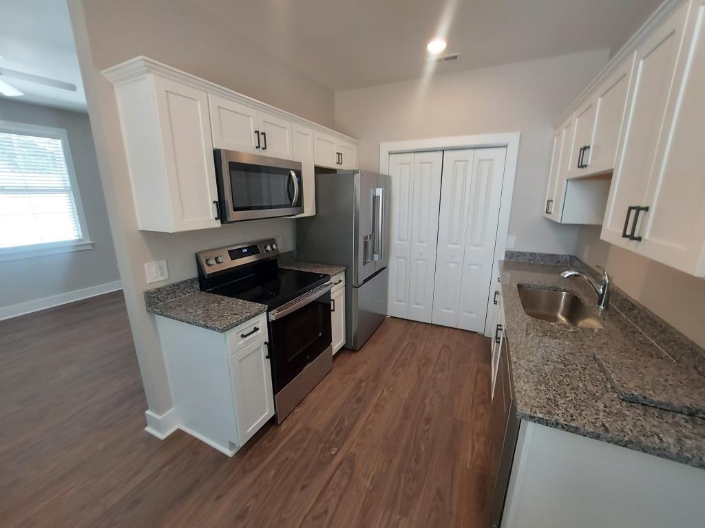 540 Wallburg High Point Rd - Photo 3 of 16