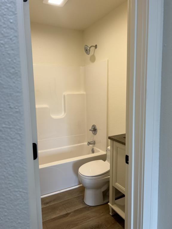 1807 Central St - Photo 4 of 5